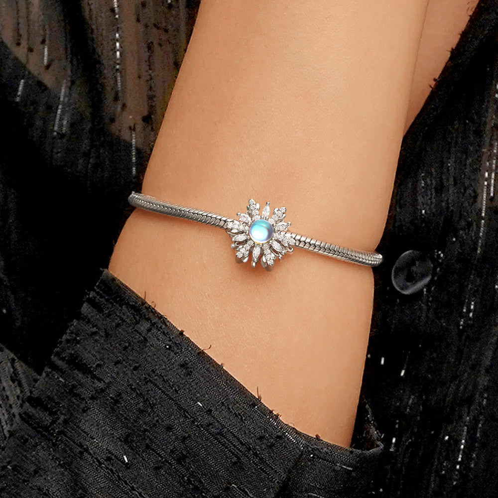 Gnoce Sparkling Christmas Snowflake Charm_5
