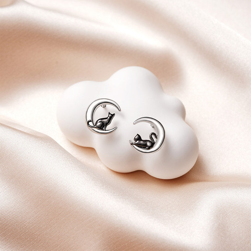 Gnoce Black Cat Moon Stud Earrings_2