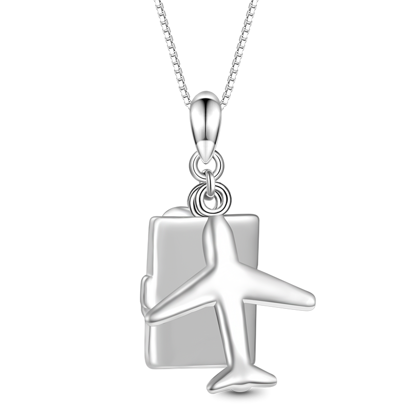 Gnoce Airplane, Passport & Conch Triple Necklace_2