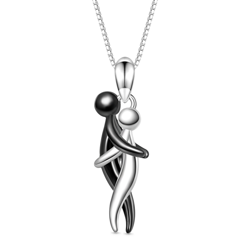 Gnoce Lover Embraces Romantic Necklace_1