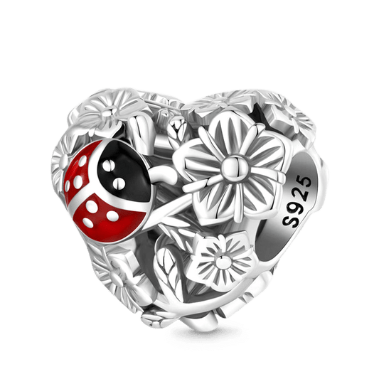 Gnoce Ladybug Loves Flowers Heart Charm_1