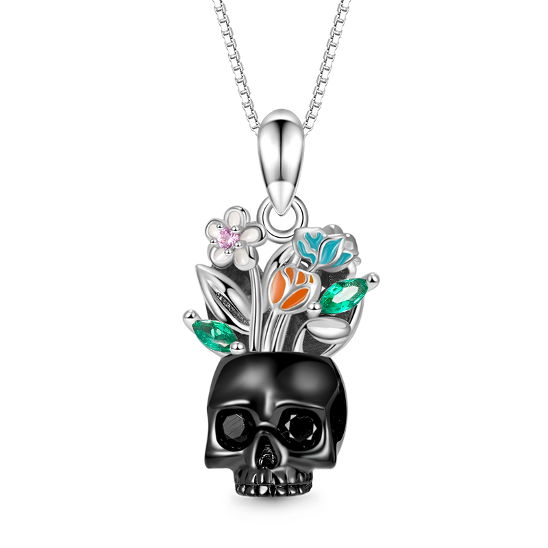 Gnoce Vase Skull Necklace_1