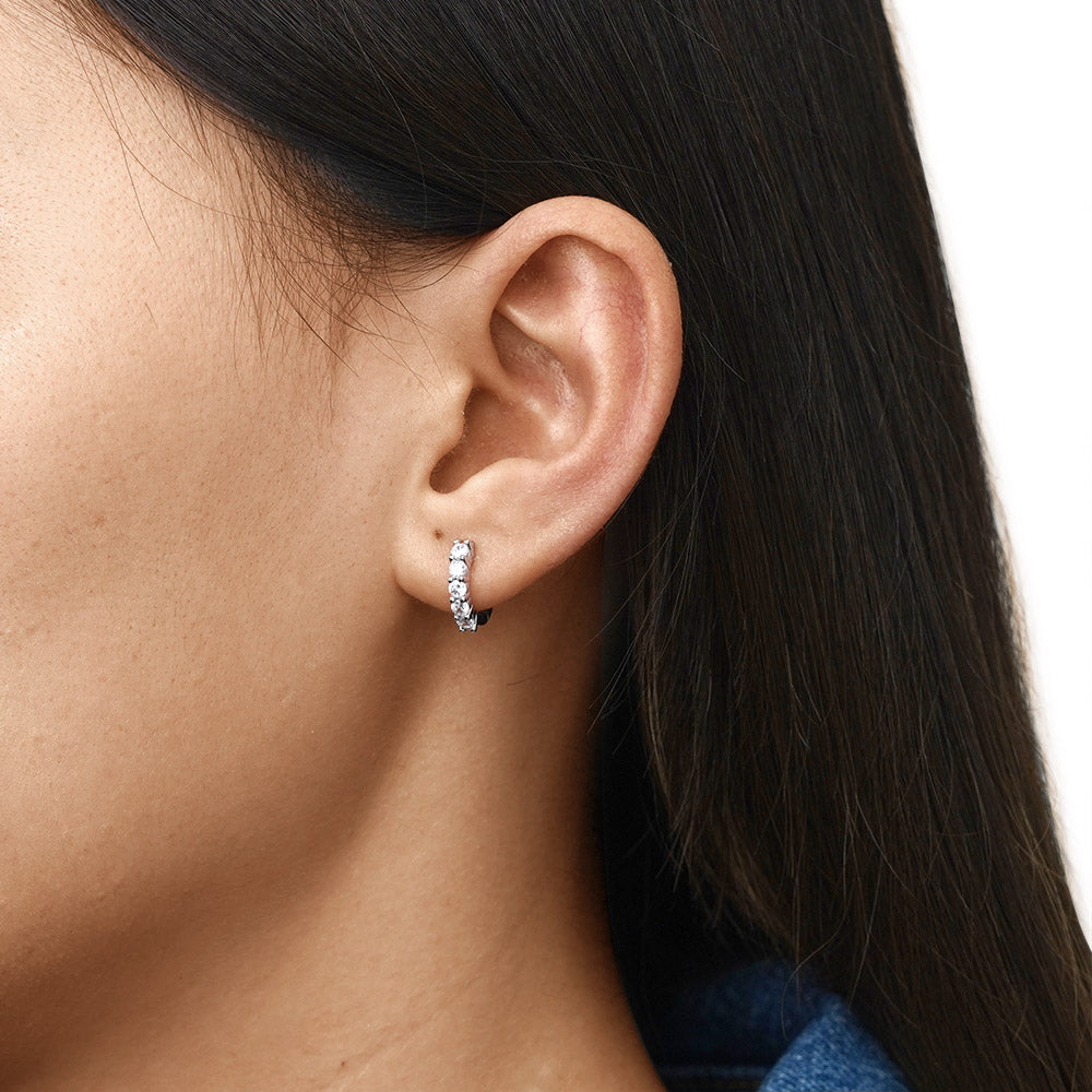 Gnoce Diamond Huggie Stud Earrings_5