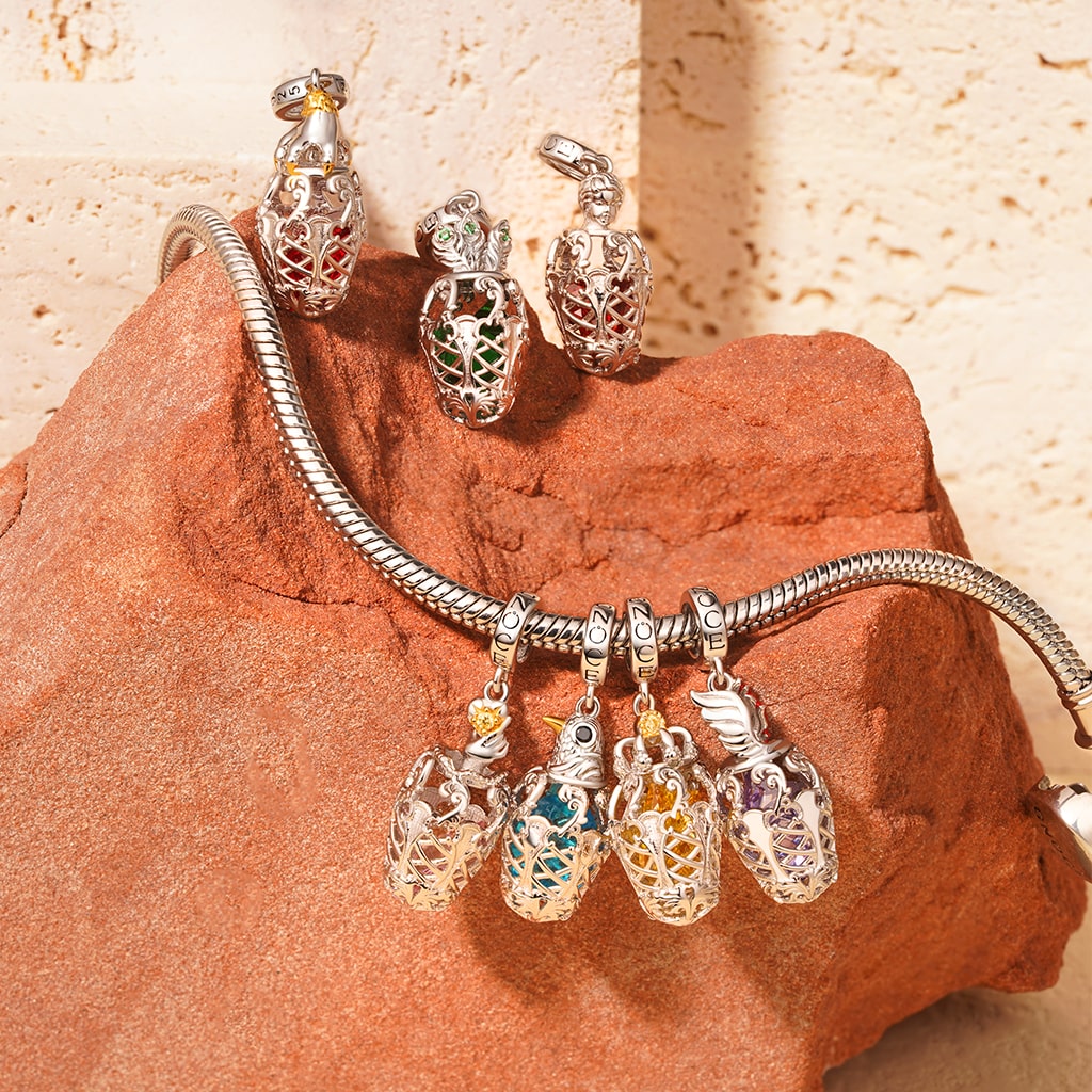 Gnoce Splendor Solis Queen Pendant Dangle Charm_3