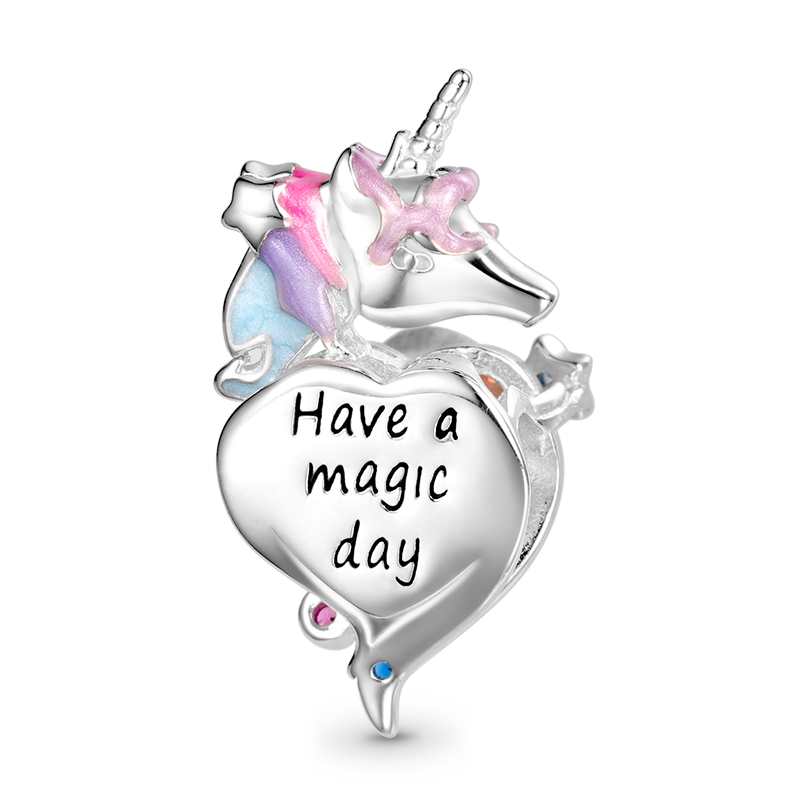 Gnoce Unicorn Embraces Heart Charm_2