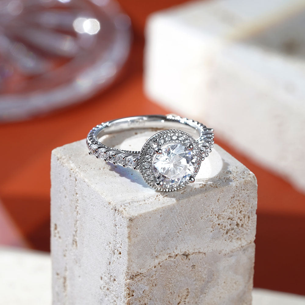 Gnoce Round Cut Halo Milgrain Ring Platinum-plated Silver Blend_5