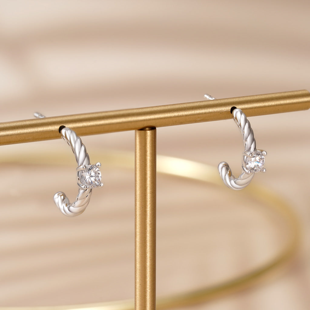 Gnoce Twisted C-hoop Earrings Platinum-plated Silver Blend_4