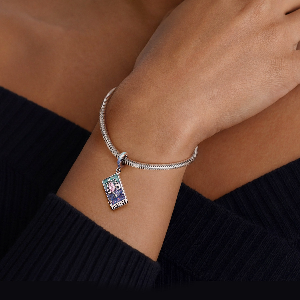 Gnoce Justice Tarot Glow-in-the-Dark Charm Platinum-plated Silver Blend_3